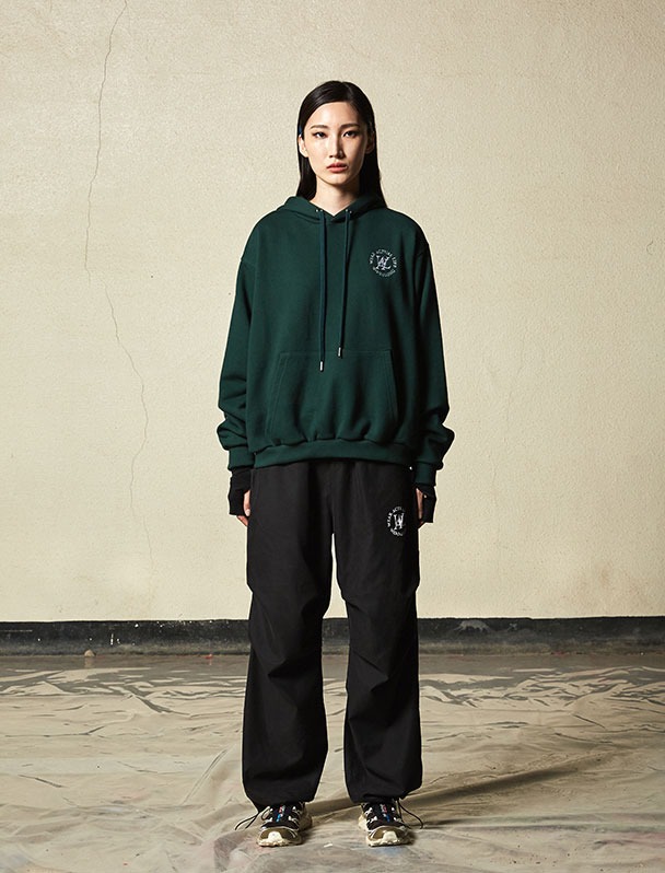 Flor embroidery coloring hoodie - GREEN&amp;BLACK